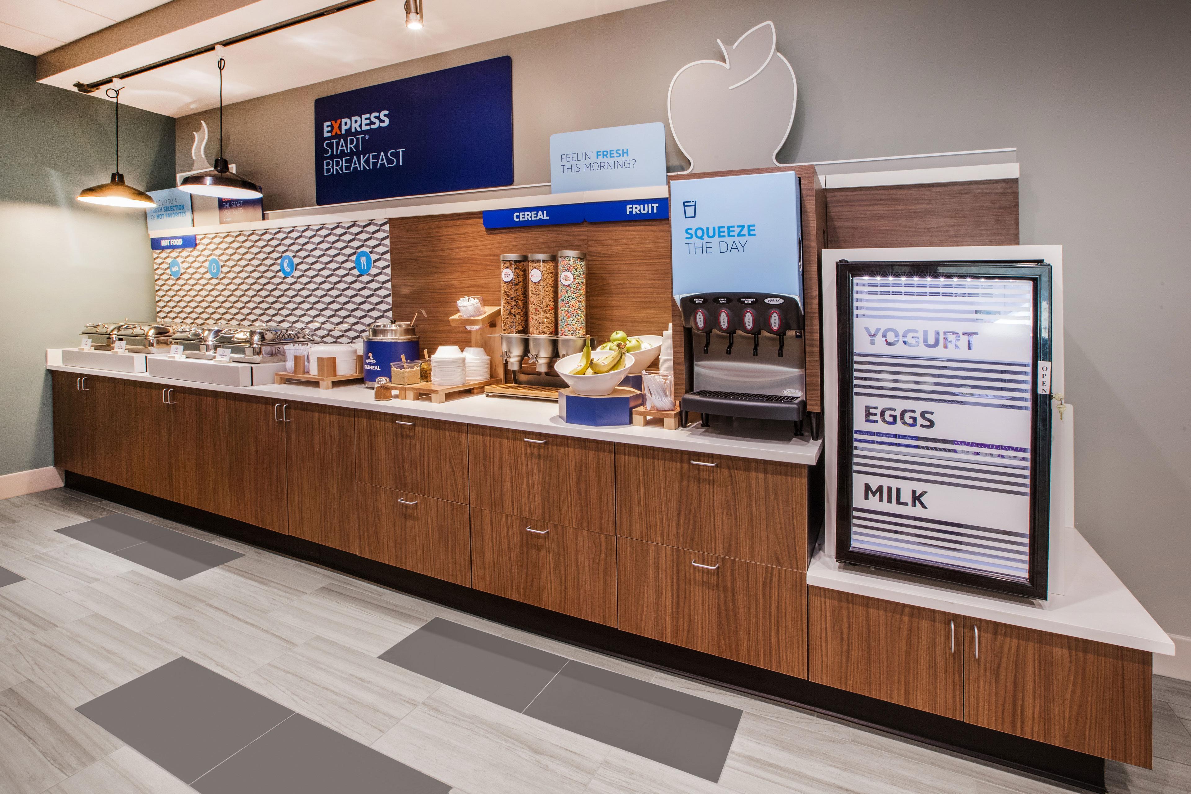 Express East By Ihg Yorkton