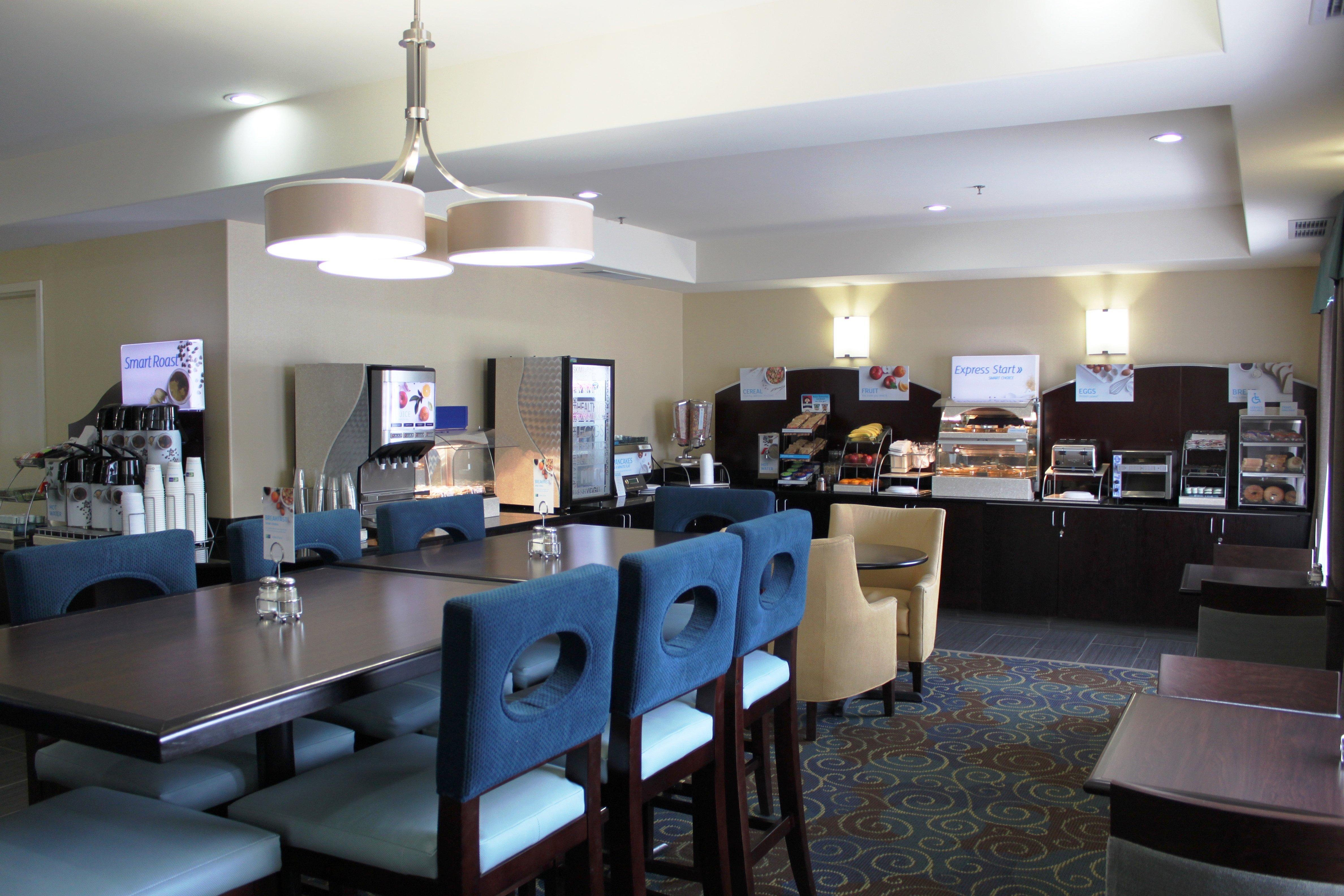 Express East By Ihg Hotel 2*