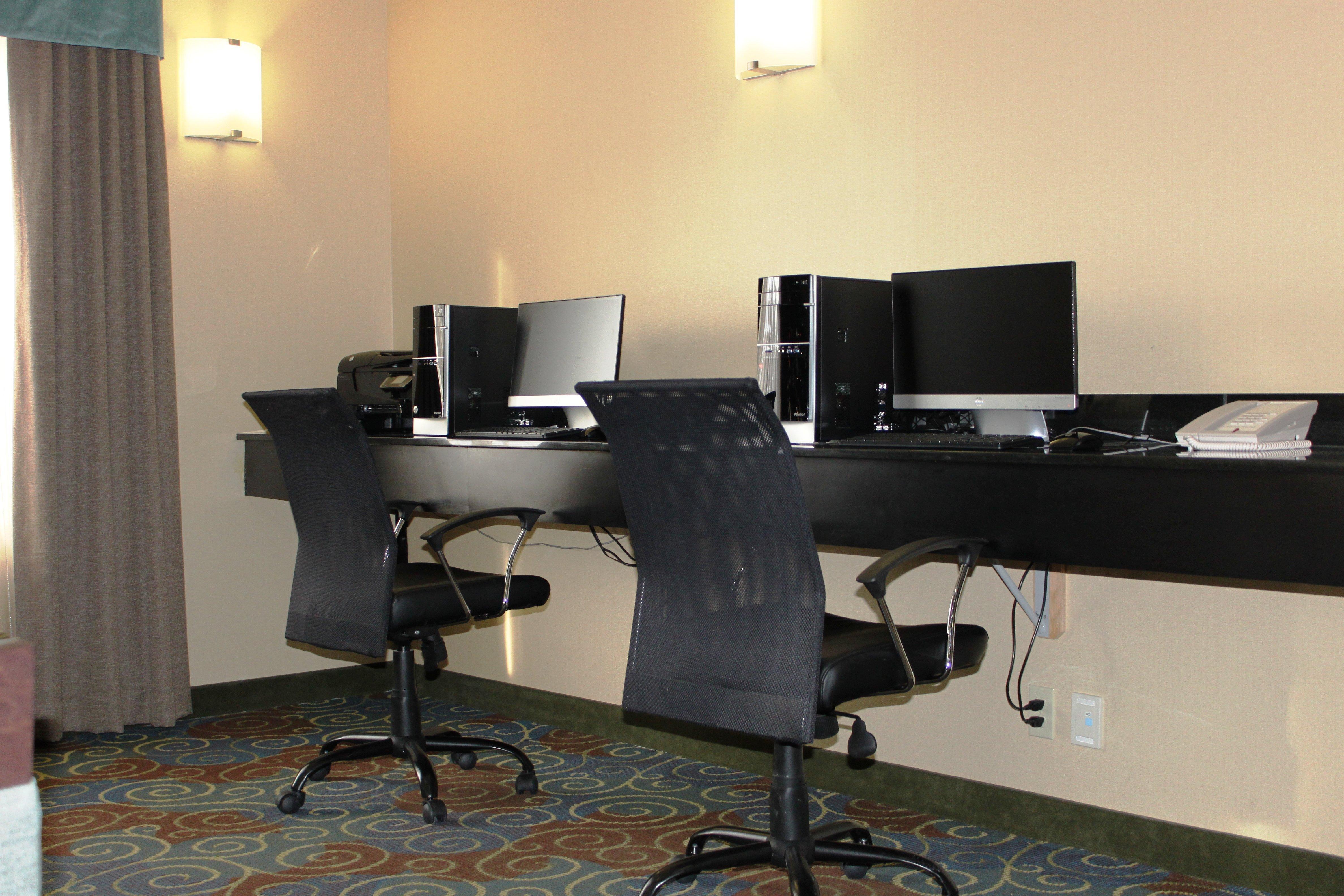 Express East By Ihg Hotel Yorkton