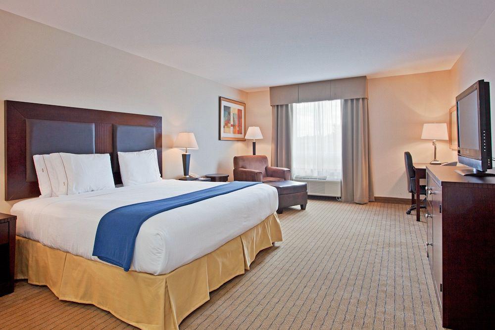 Hotel Express East By Ihg